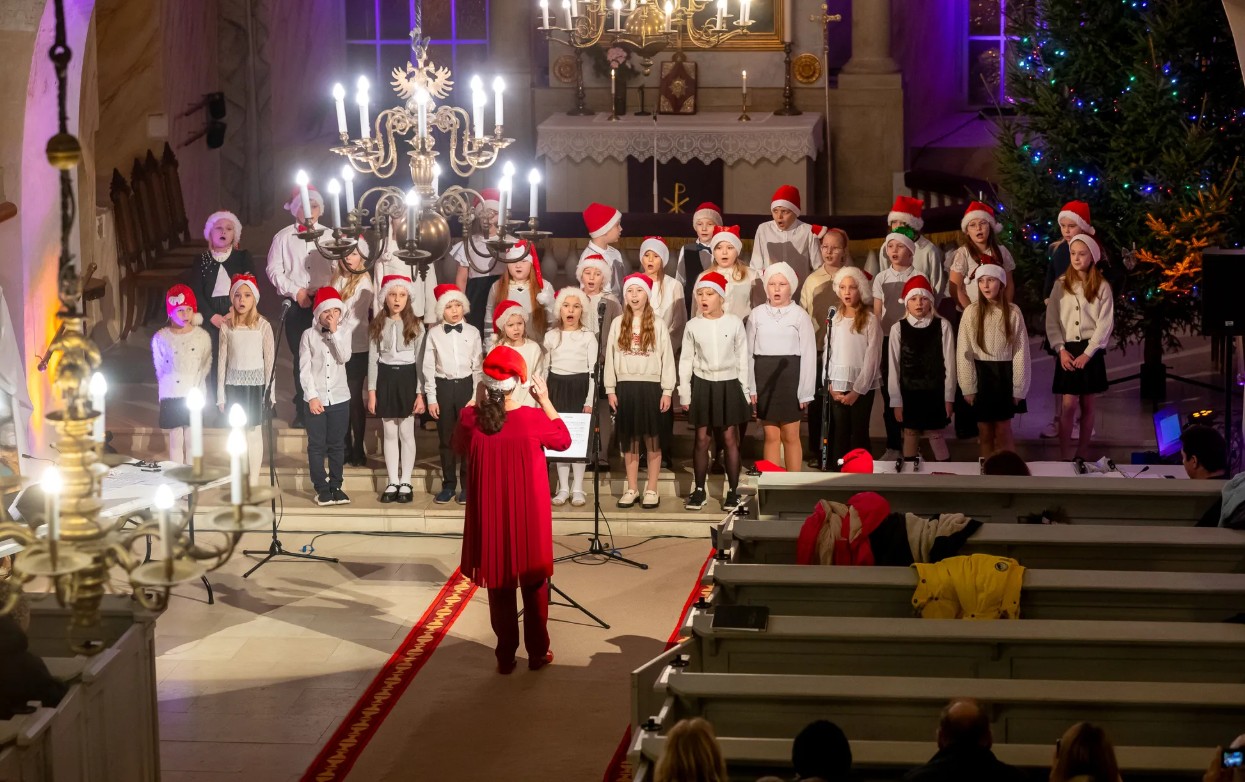 Jõulukontsert „Jõulukellad“ Laurentiuse kirikus / Maanus Masing / Saarte Hääl
