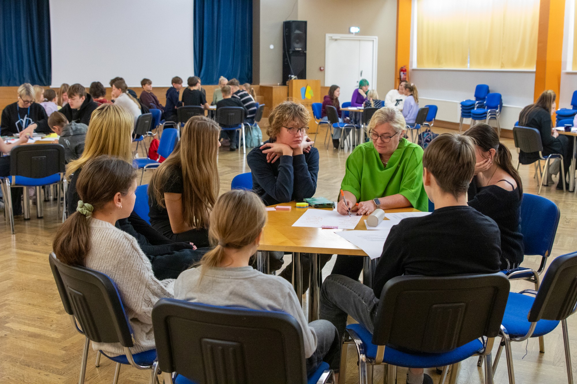 Õpilaskoosolek / Renat Ränk