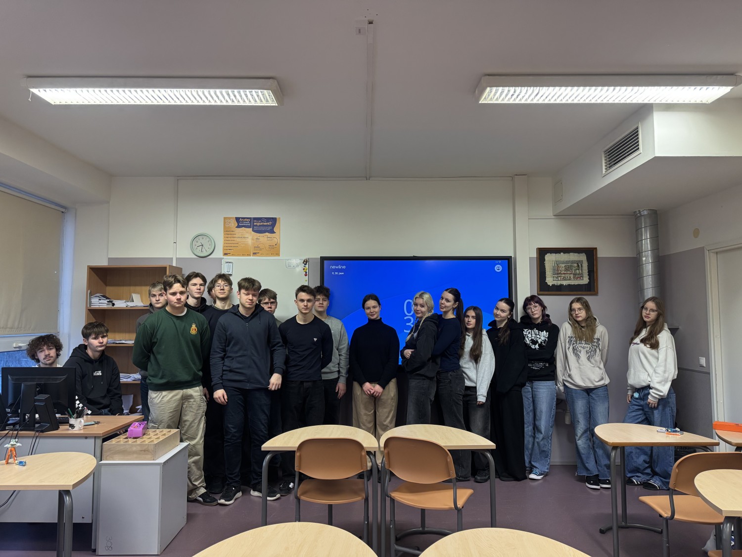 Arina (keskel) oma klassikaaslastega 9.c klassist / erakogu Arina (keskel) oma klassikaaslastega 9.c klassist / erakogu