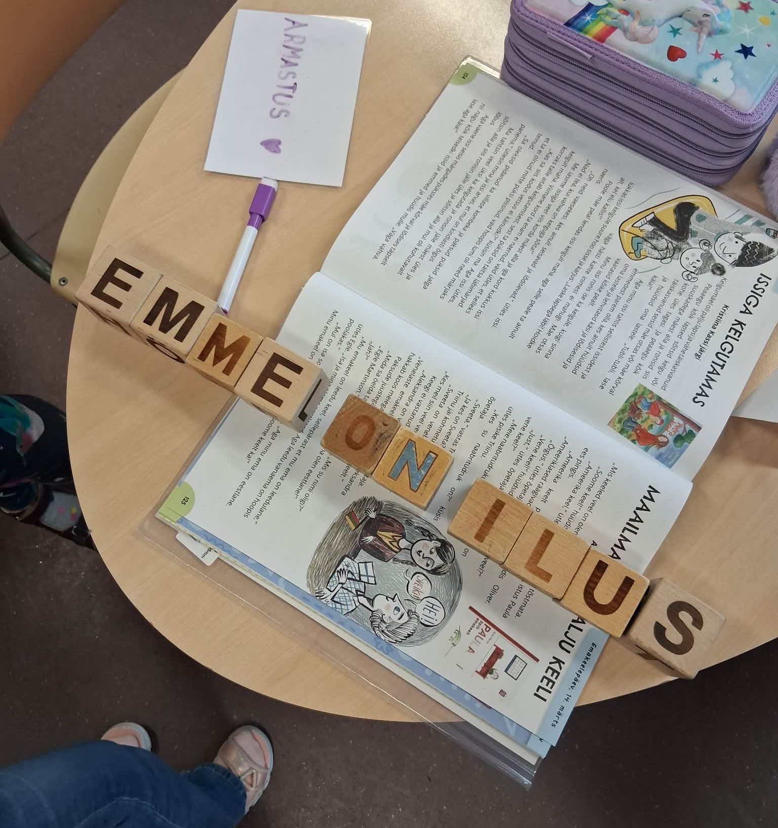 Ilusat emakeelepäeva! / Eve Tuisk