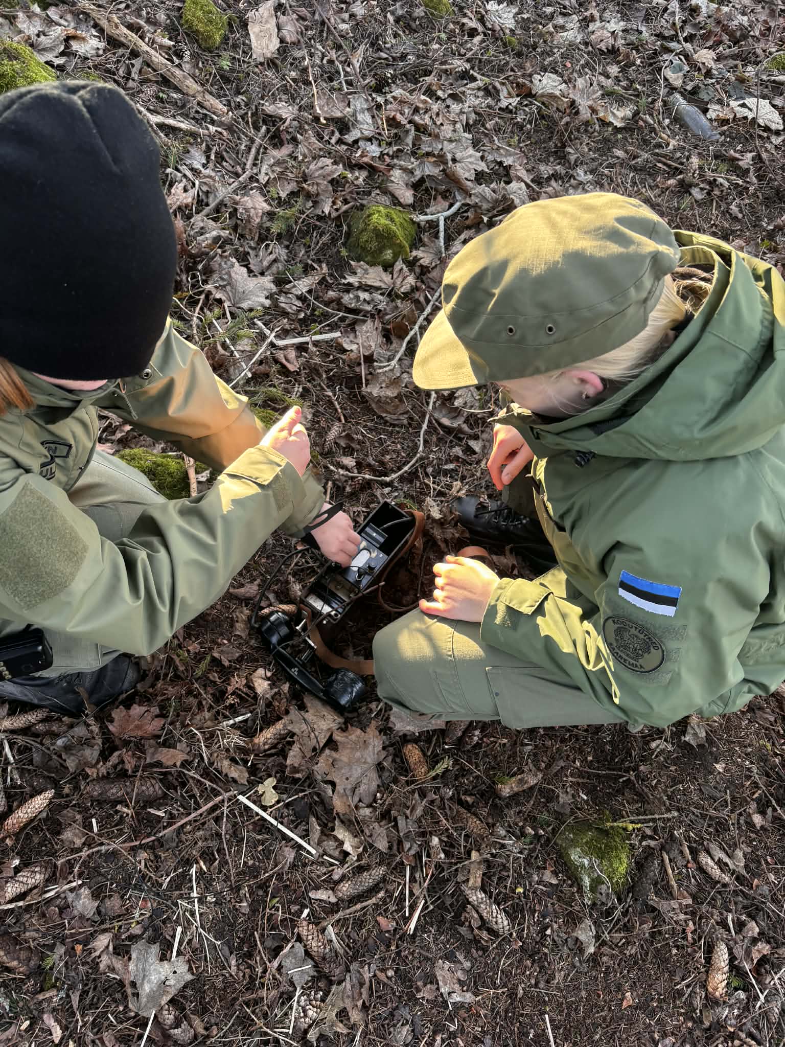 Sidekontroll ja militaarraadio traatide ühendamine oli ainult üks osa laagritegevustest / erakogu Sidekontroll ja militaarraadio traatide ühendamine oli ainult üks osa laagritegevustest / erakogu
