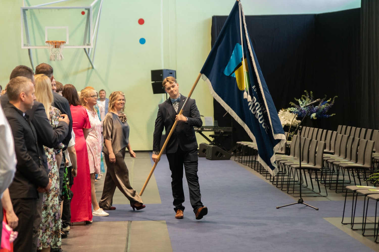 Lõpetas Nooruse kooli 5. lend / Renat Ränk