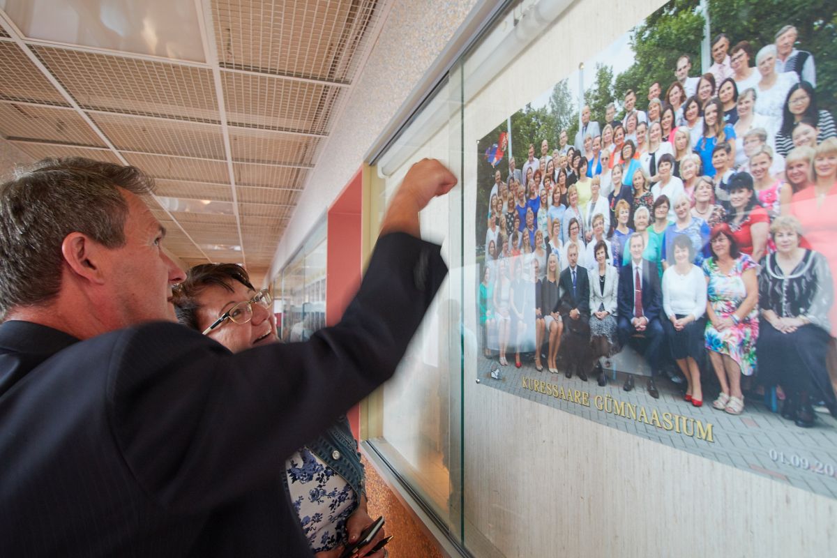 Töötajate foto pakub alati kõneainet / Gert Lutter