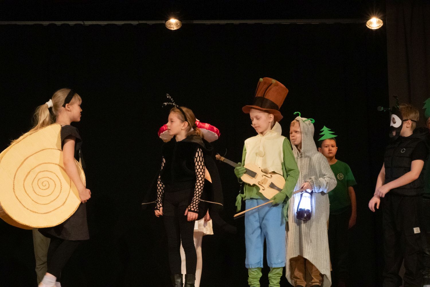 Esimene Vaatus ja 2.a klass / Renat Ränk