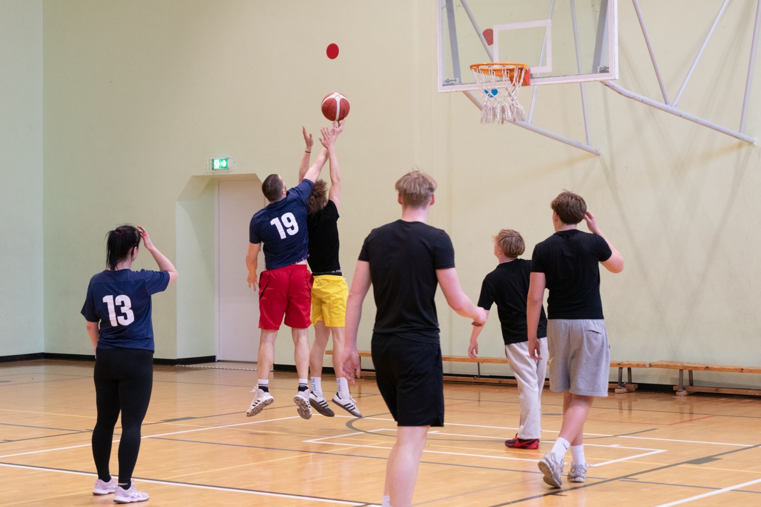 Meeldejääv koolispordihooaeg / Renat Ränk Meeldejääv koolispordihooaeg / Renat Ränk